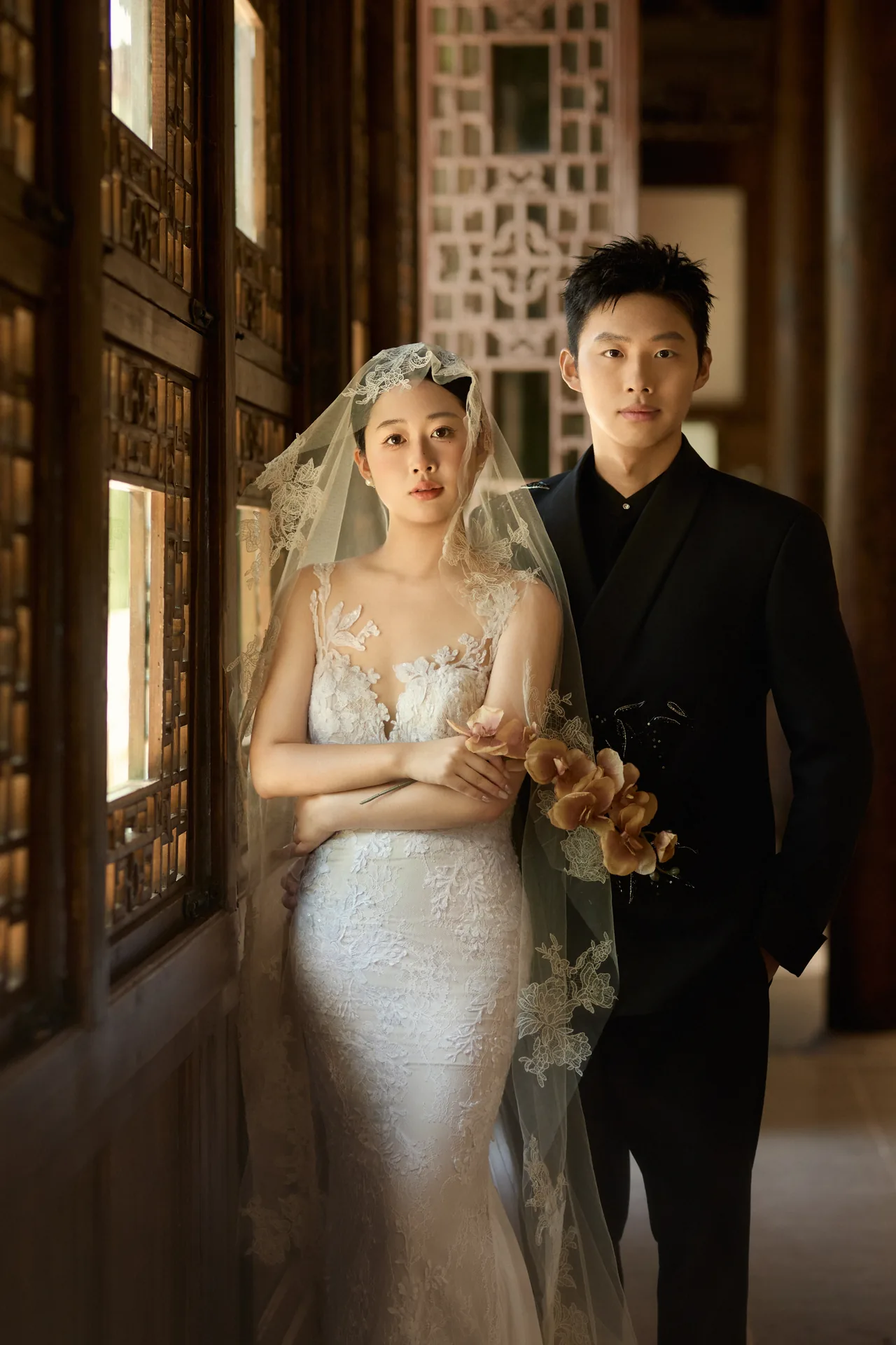 殷皓天与任好婚纱照 1